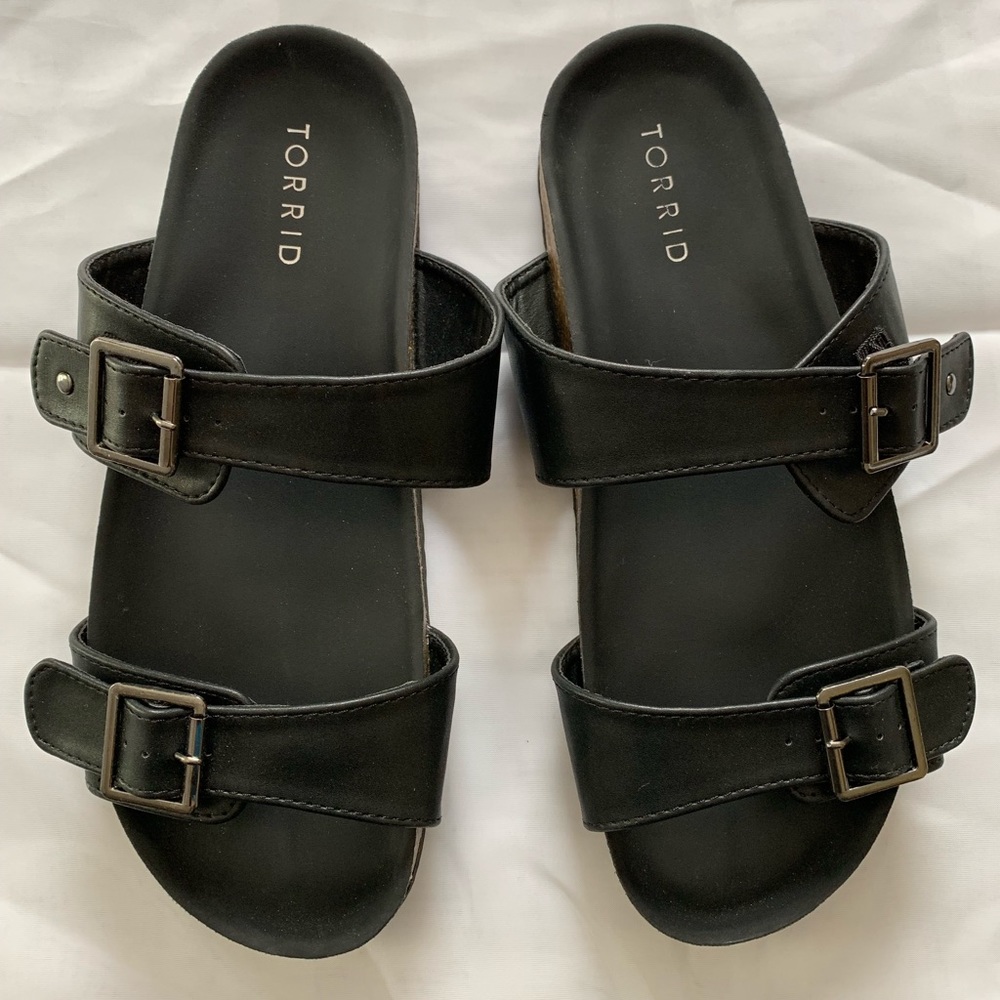 Torrid | Black Faux Leather Slip-On Sandal (WIDE)